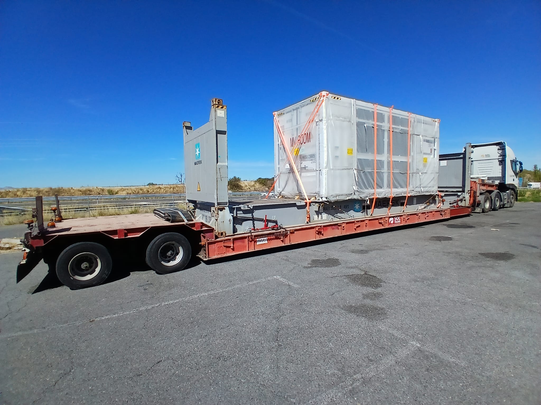 Góndola cama baja SOLTRANS para cargas industriales