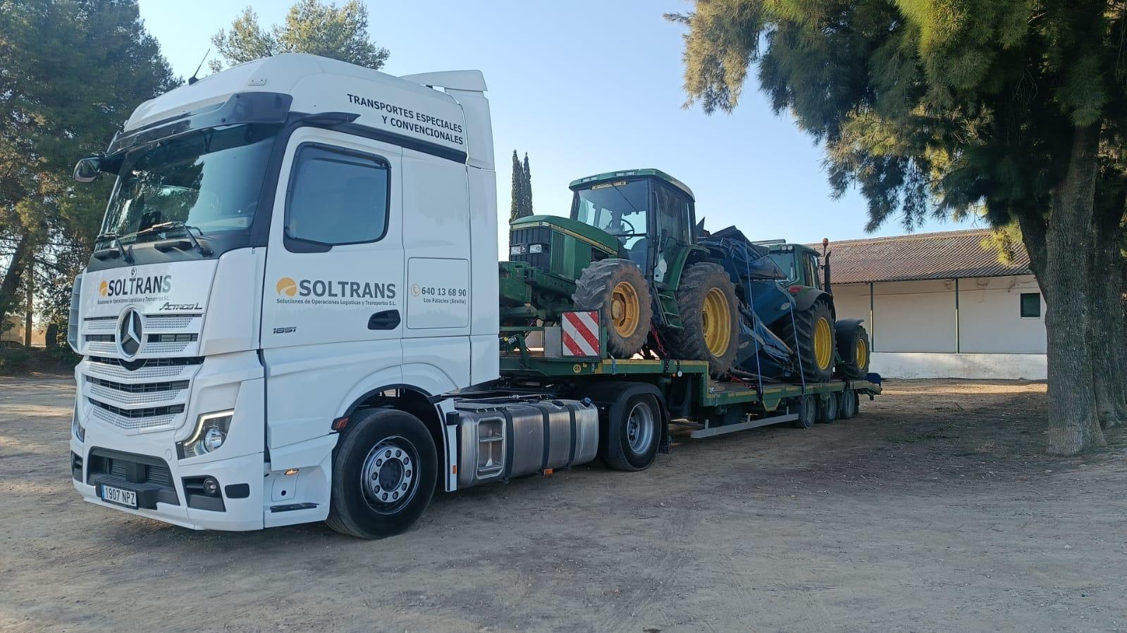 Transporte de maquinaria de obra pública SOLTRANS